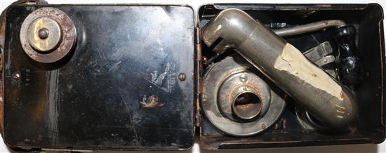 Portable gramophone